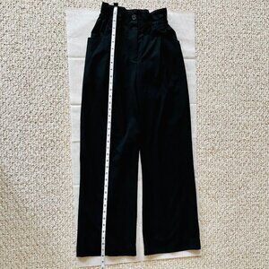 Aritzia Sunday Best Shellie Pant | Size 2 | Black | High-Waisted Straight Leg